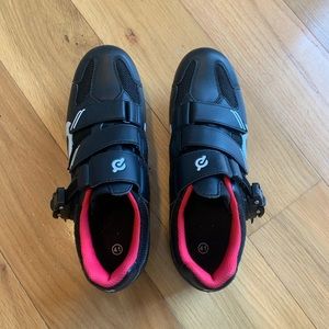 Peloton biking shoes size 41